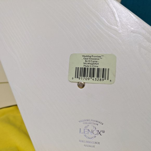 Lenox - 8x10 - Frame - 0077 - Picture 3 of 3